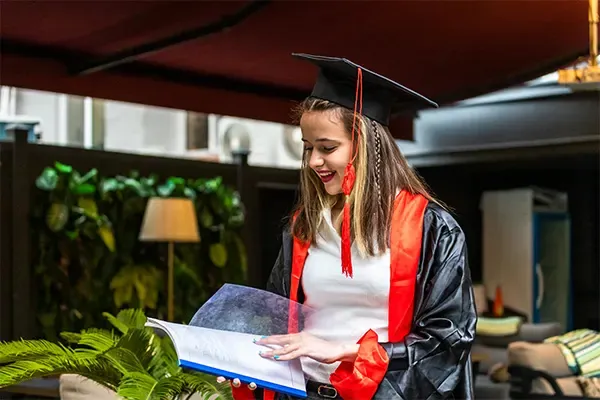 Efficient Scholarship Management